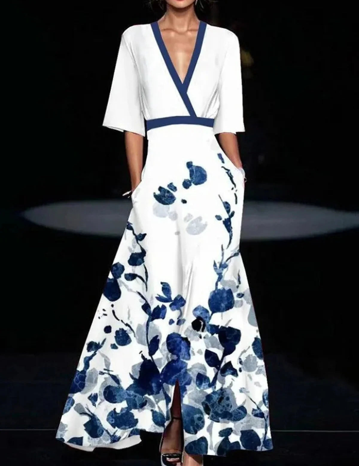 Abito Elegante Donna con Scollatura a V e Vita Definita per Look Raffinato 2