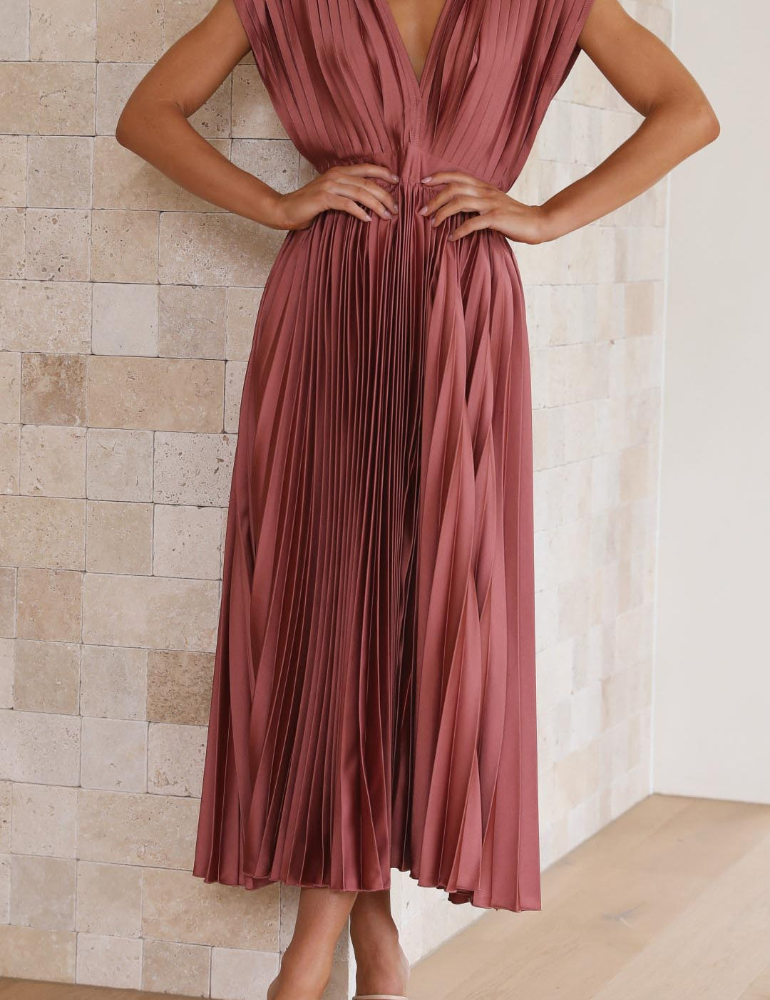 Abito Lungo Elegante Plissettato per Cerimonia - Vestito Lungo Estivo per Occasioni Speciali 1