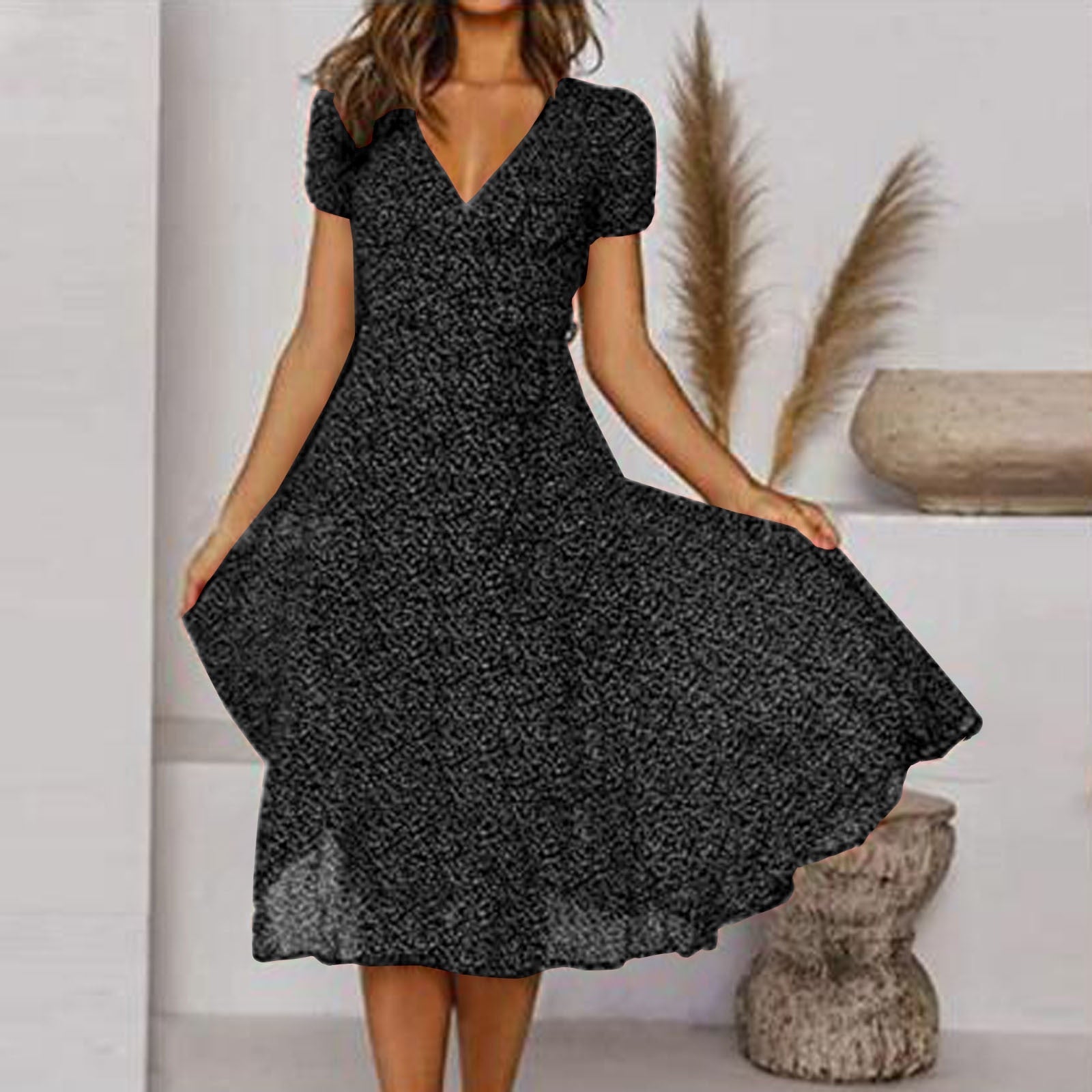 Abito a Linea con Scollo a V e Gonna Fluida per Donne - Elegante e Versatile 3