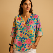 Blusa floreale con chiusura a bottoni e colletto classico da donna | Annika 3