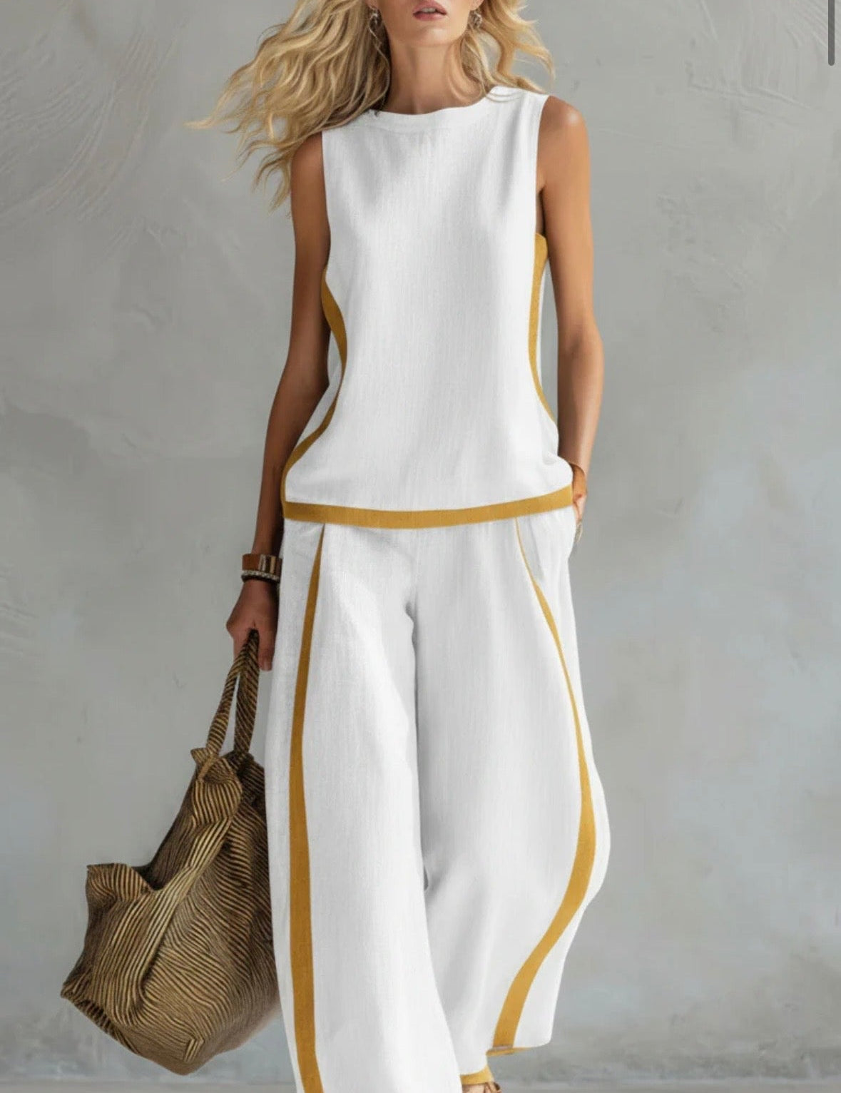 Completo Elegante Donna con Pantaloni a Gamba Ampia e Top Senza Maniche 4