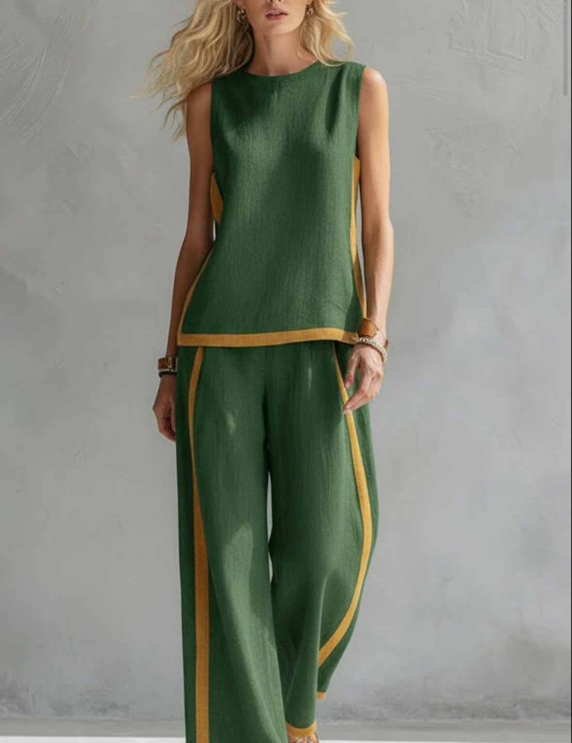 Completo Elegante Donna con Pantaloni a Gamba Ampia e Top Senza Maniche 6