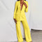 Completo da donna elegante con blazer e pantaloni per occasioni formali 0