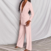 Completo da donna elegante con blazer e pantaloni per occasioni formali 5
