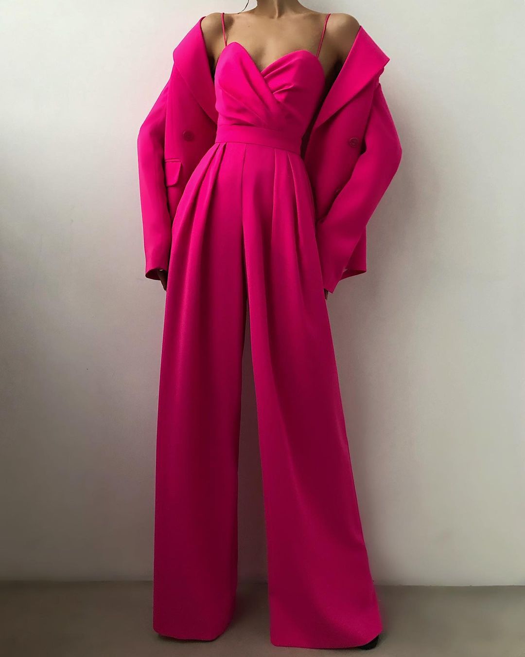 Overall Elegante Donna con Vita Alta e Silhouette Slanciata 10