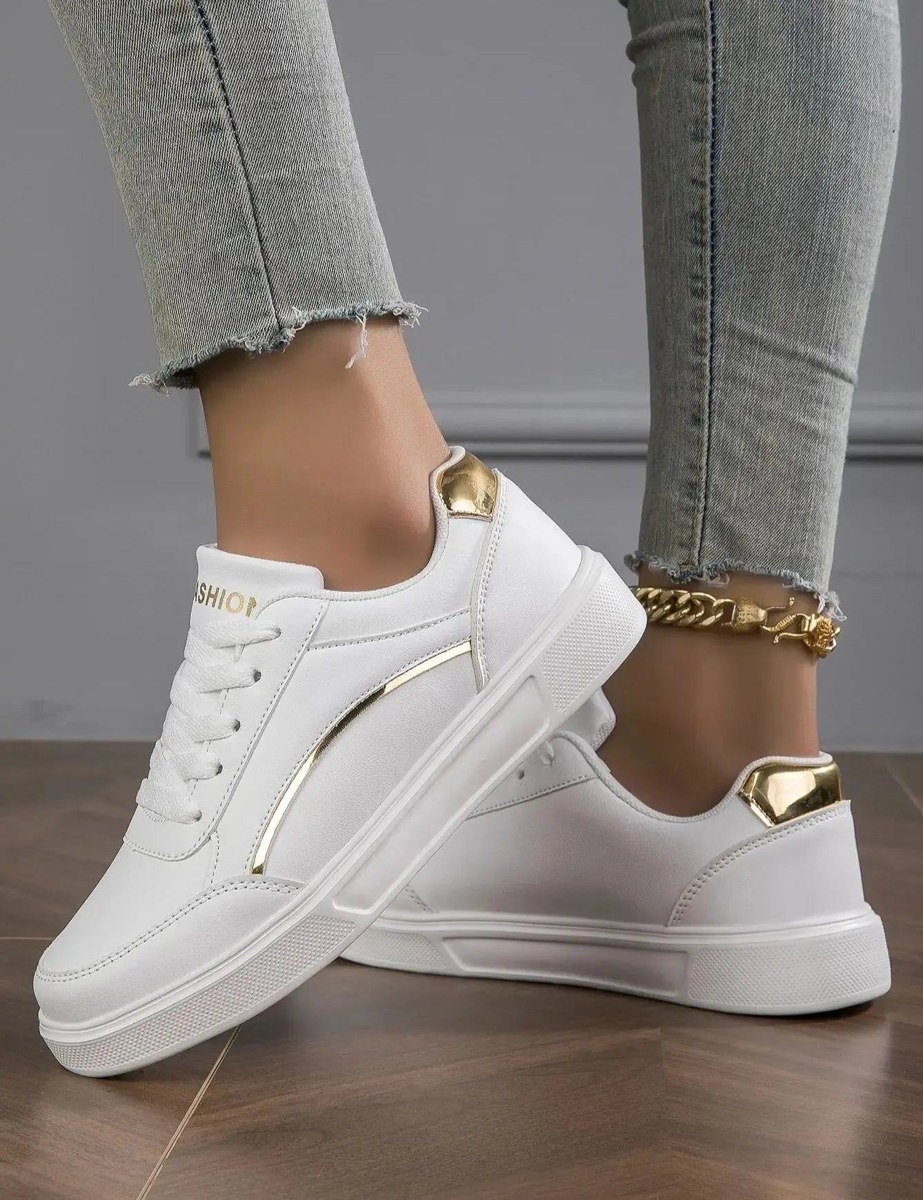 Sneakers comode da donna con plateau casual in similpelle 1