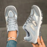 Sneakers da donna con lacci comode, suola spessa sintetica 1