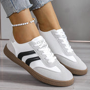 Sneakers da donna con plateau eleganti, comode, con lacci, sintetiche 0