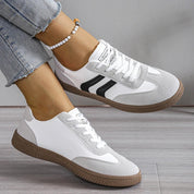 Sneakers da donna con plateau eleganti, comode, con lacci, sintetiche 2