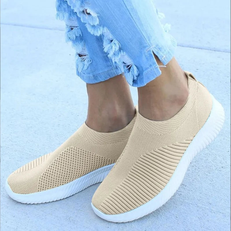 Sneakers slip-on da donna in maglia di gomma traspirante per un comfort che dura tutto il giorno 4