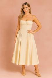 Tulum | Elegante abito estivo midi senza maniche con corsetto 4